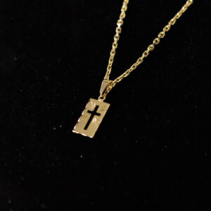 CONJUNTO CARTIER CADEADO + PINGENTE PLACA CRUZ VAZADA