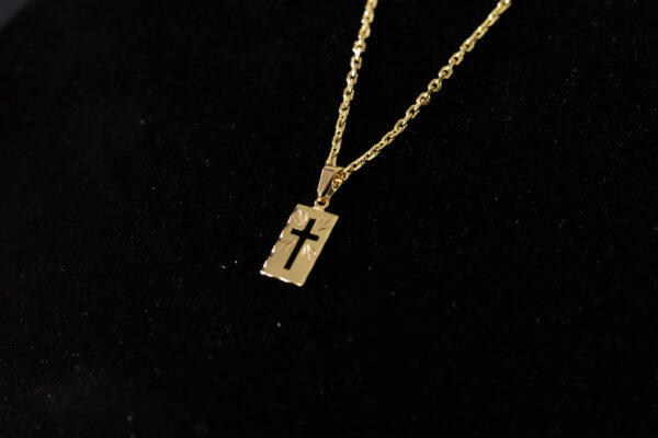 CONJUNTO CARTIER CADEADO + PINGENTE PLACA CRUZ VAZADA