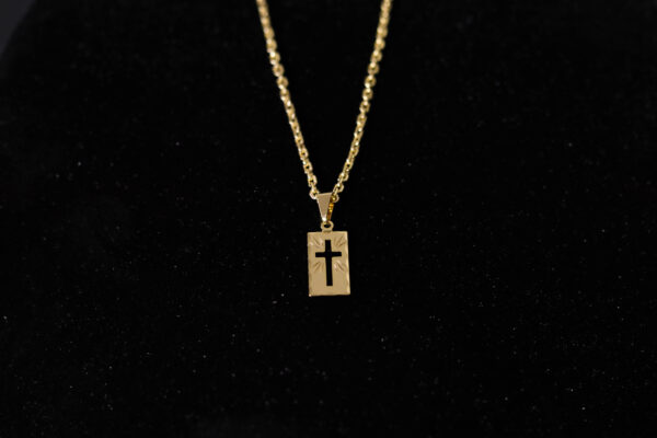 CONJUNTO CARTIER CADEADO + PINGENTE PLACA CRUZ VAZADA - Image 2