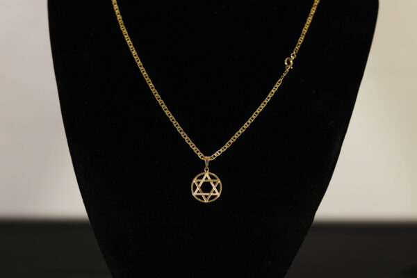 CONJUNTO PIESTRINE + PINGENTE ESTRELA DE DAVI