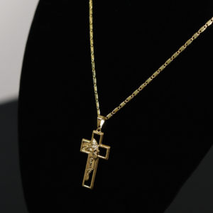 CONJUNTO PIESTRINE PREMIUM + PINGENTE CRUZ FACE DE CRISTO