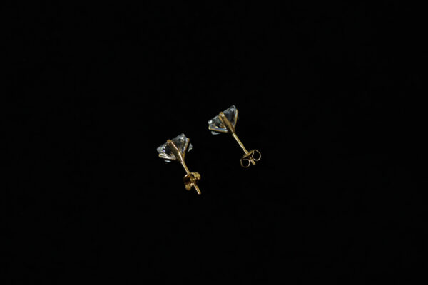 BRINCO MODELO ZIRCONIA QUADRADO (G) - Image 2